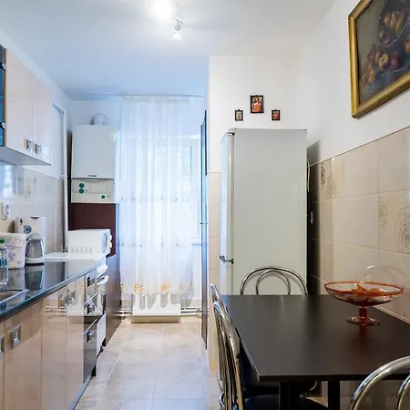Apartment Lil